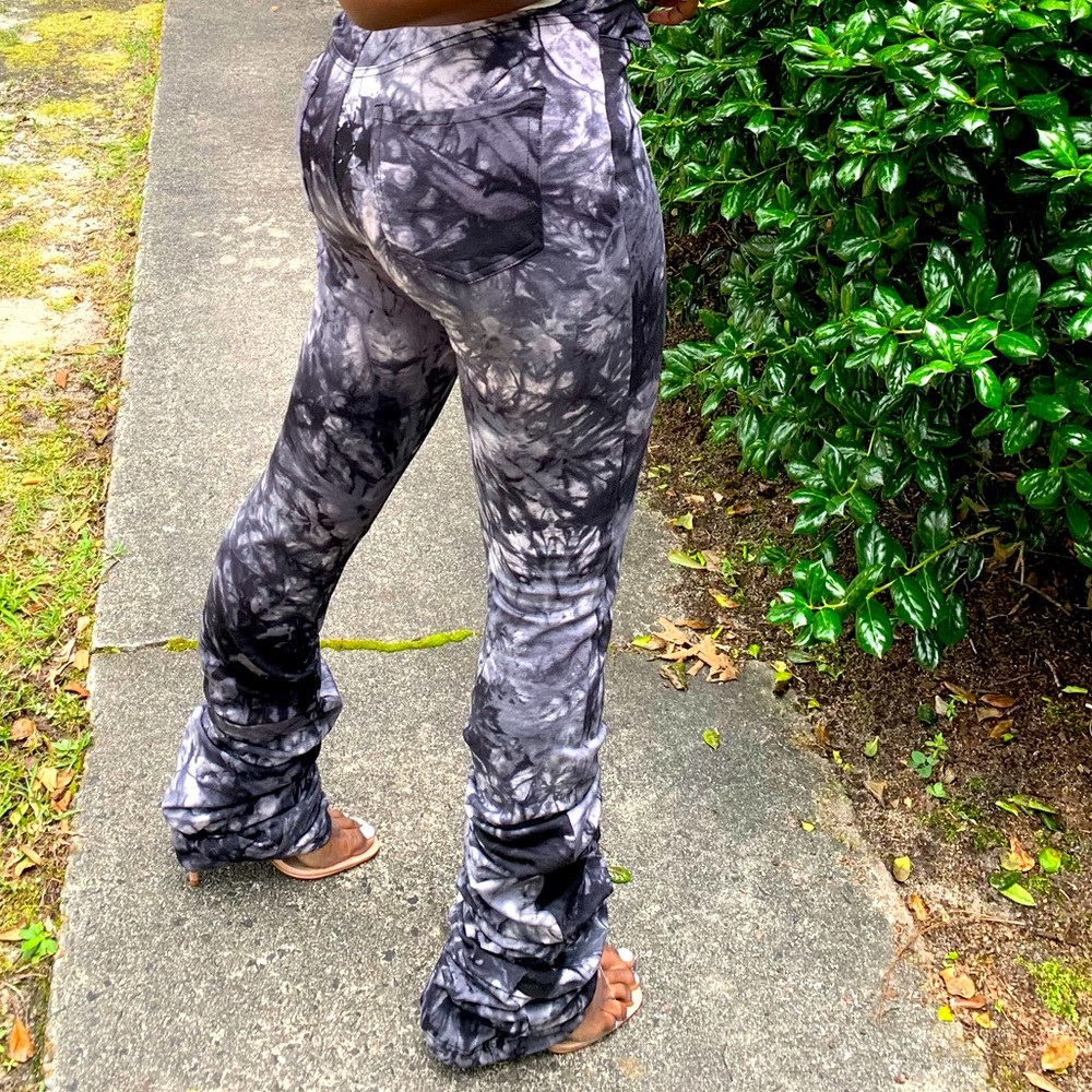 Stacked leggings